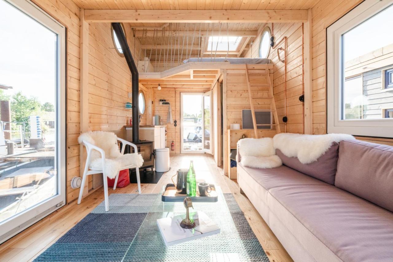 Tolles Tiny-hausboot Guenter Mit Dachterrasse Hamburg