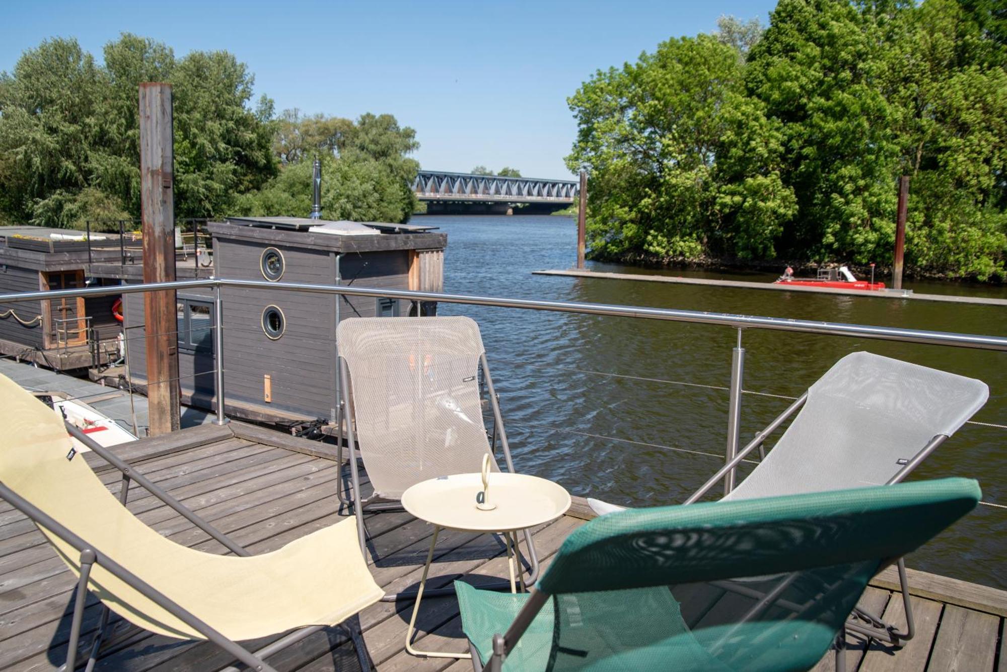 Tolles Tiny-hausboot Guenter Mit Dachterrasse Hamburg